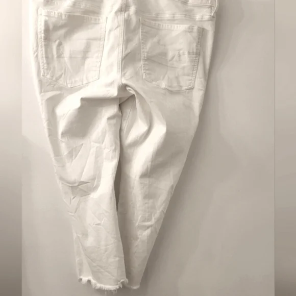 AMERICAN Eagle Outfitters Super Stretch X White Jeans - Picture 2 of 6